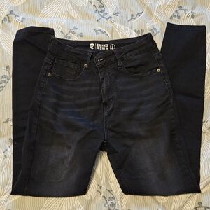Black Stretch Denim Skinny Jeans by Born Primitive